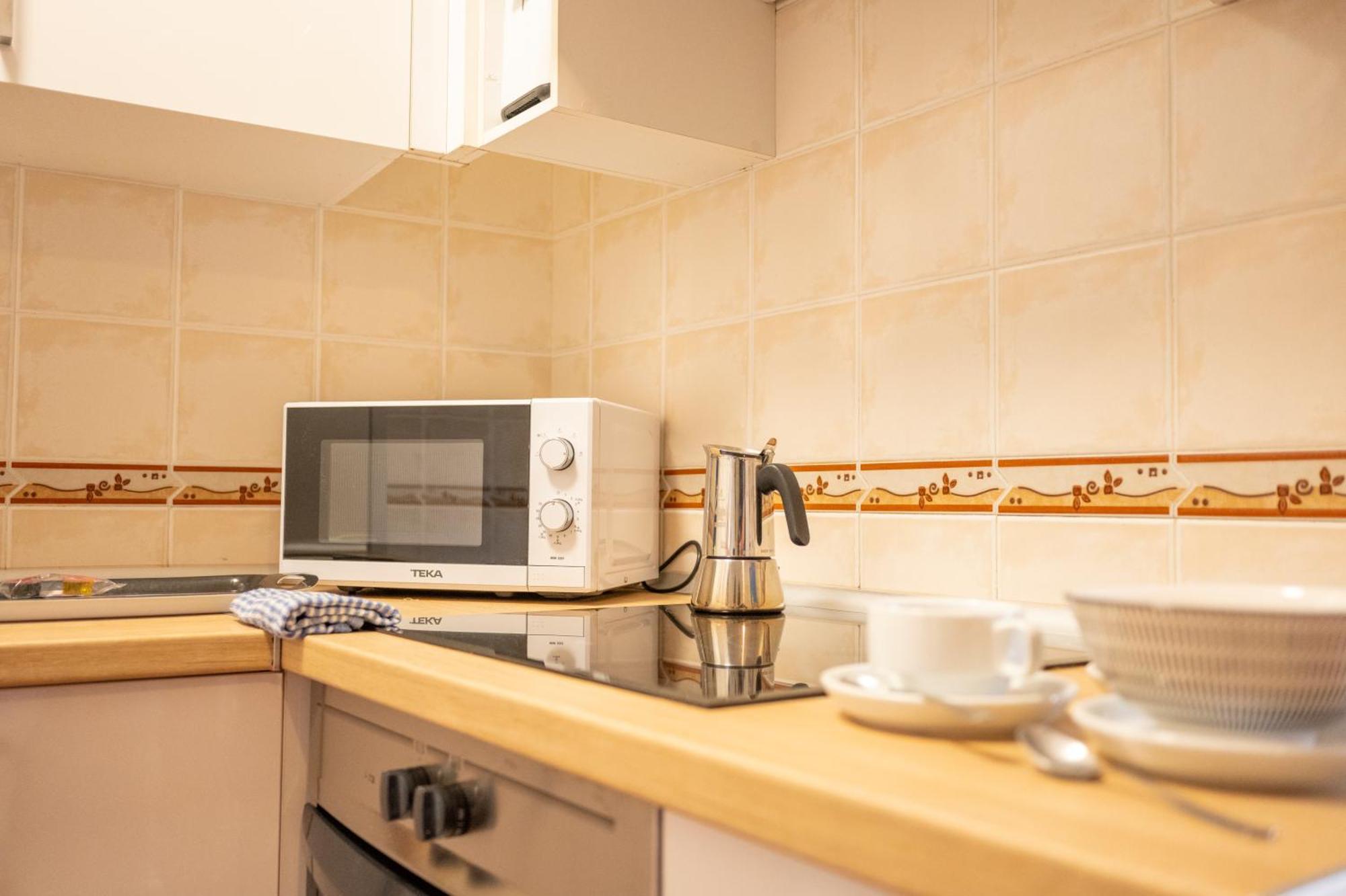 Amolan Vv Airport Apartment El Matorral ภายนอก รูปภาพ